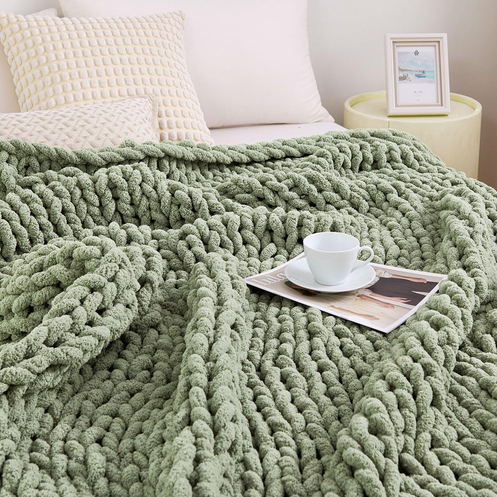 Chunky Yarn Knit Couch Throw Blanket